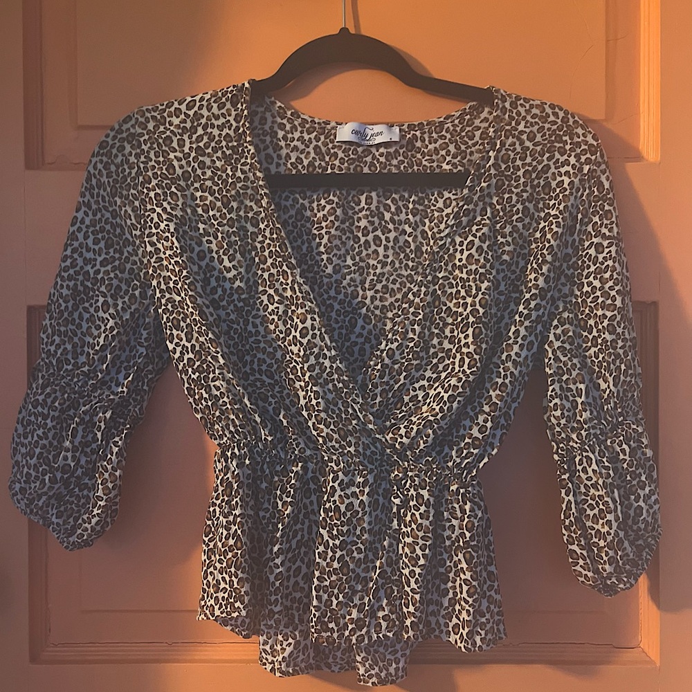 Carly Jean LA ❤️‍🔥 Leopard Peplum Blouse